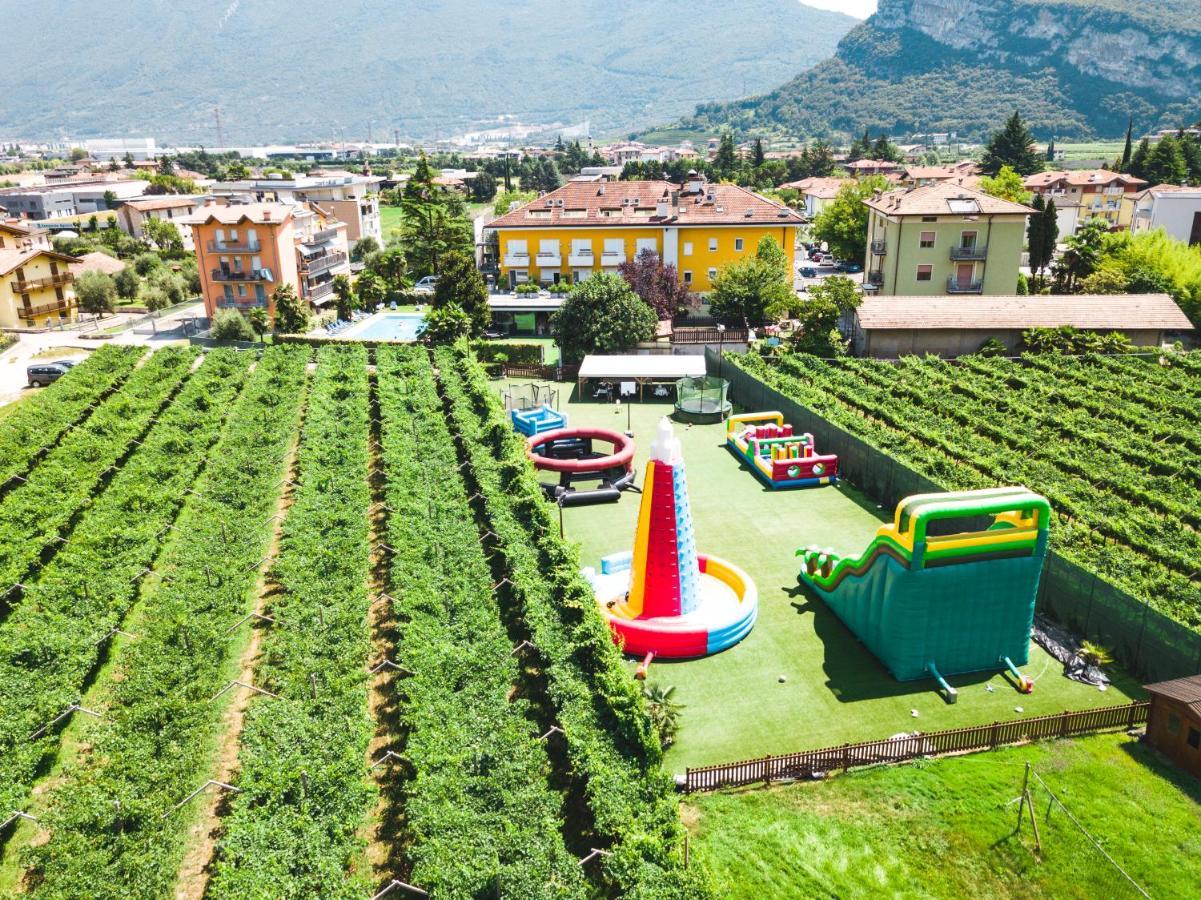 Appartamento Campagnola Mansardato Riva del Garda Dış mekan fotoğraf